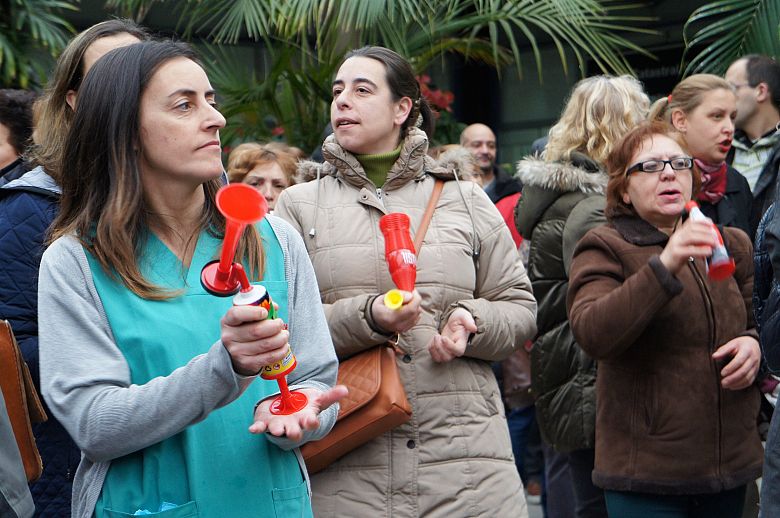 2016 01 19 ProtestaImpagosLinorsaConcelloVigo04.JPG